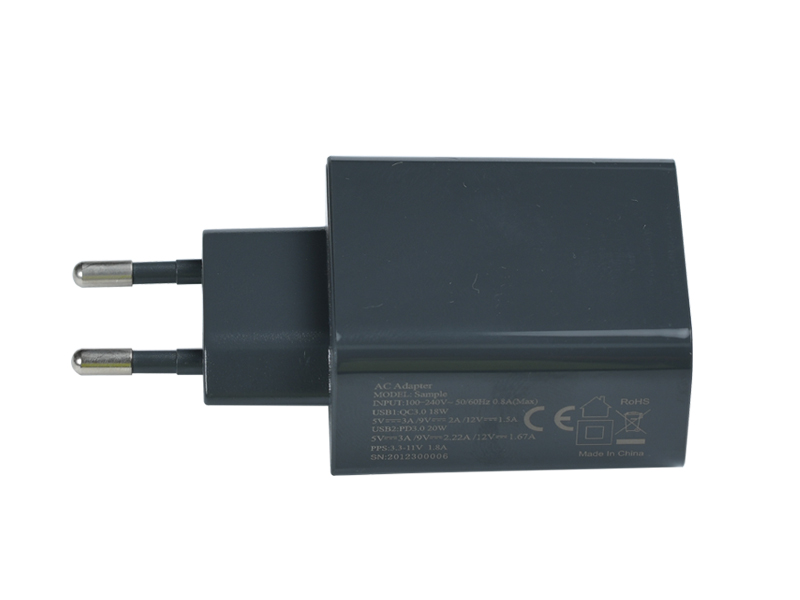 D14 PD20W+QC18W 充電器