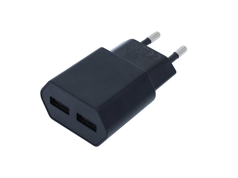 B32 5V2.4A 2USB 歐規 充電器